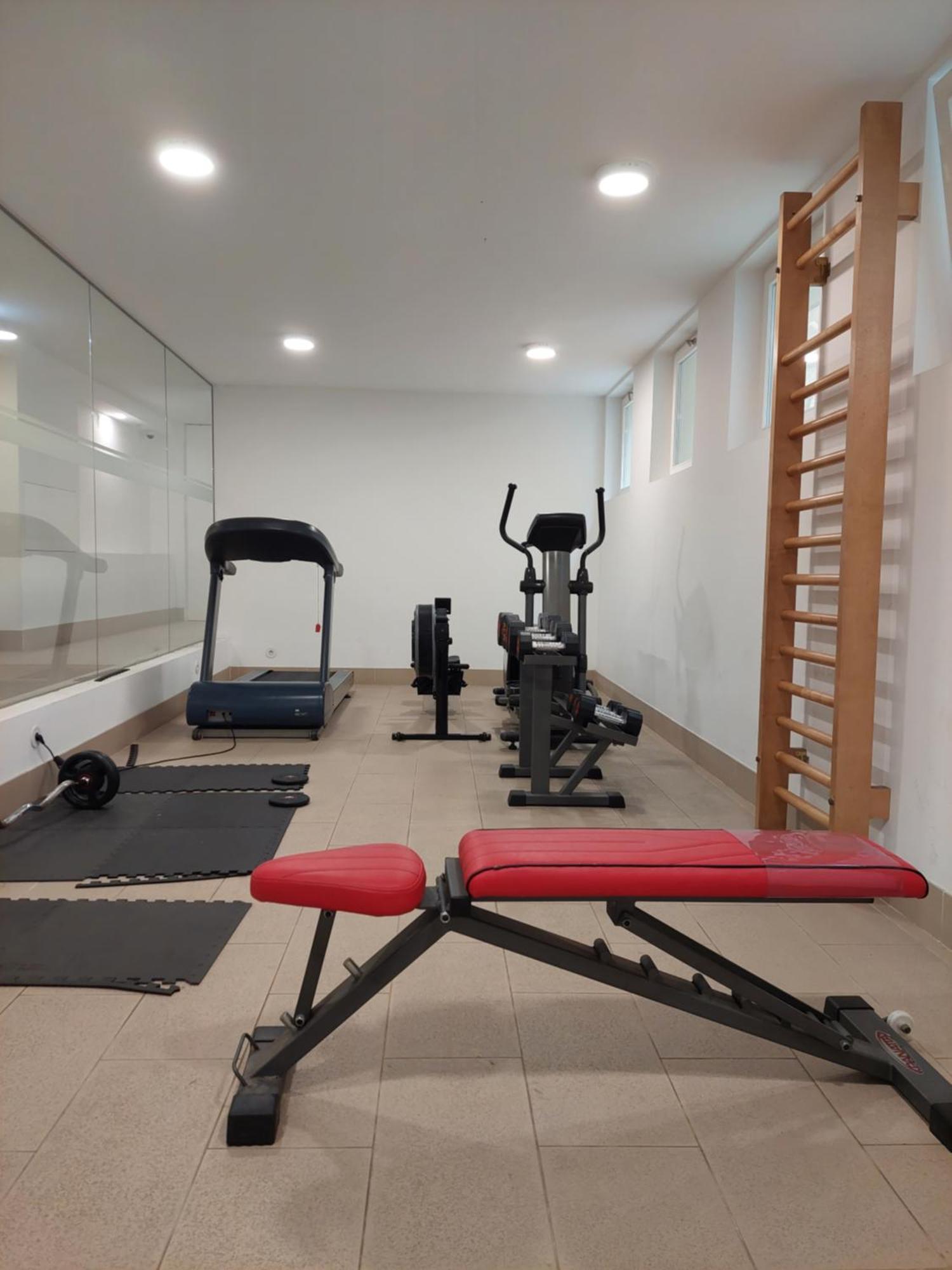 Ceuta Inn Порту Экстерьер фото